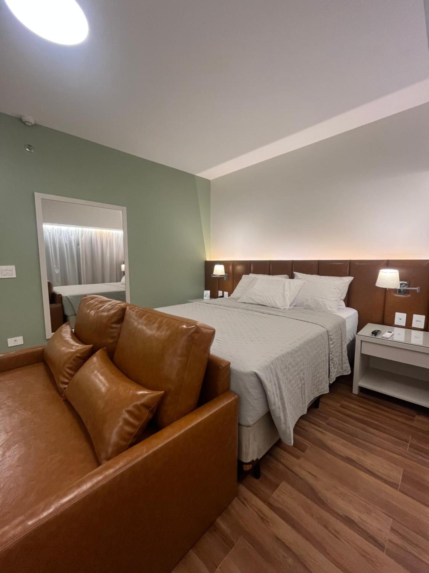 Arqsuites Berrini Wtc Sp - Private Suite At The Wyndham Berrini Hotel Сан-Пауло Экстерьер фото